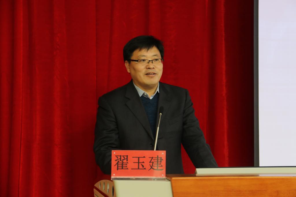 承德医学院翟玉建副校长讲话承德医学院副校长翟玉建在会上做了讲话